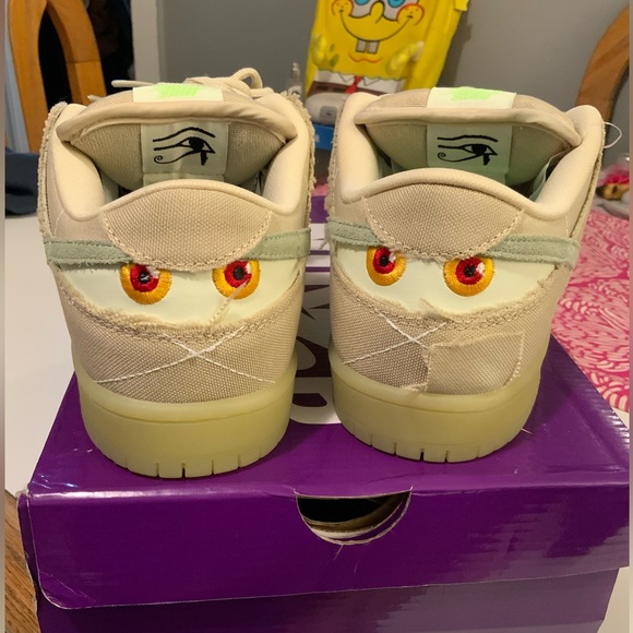 Nike Dunk SB Low - Picture 3 of 9